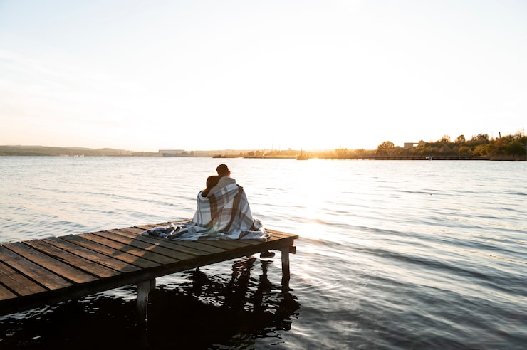 Calm reflective water meditation service